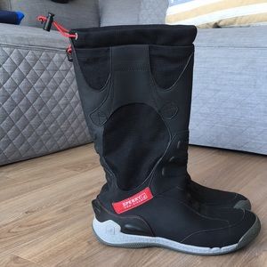 sperry sailing boots